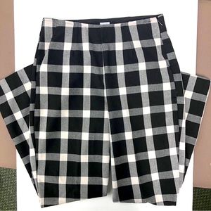 GAP High Rise Black & White Plaid Crop Flare Buffalo Check